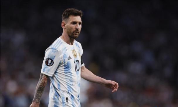 陈赓援越,胡志明派3名妇女服务,陈赓笑称:姑娘,小姐,大嫂